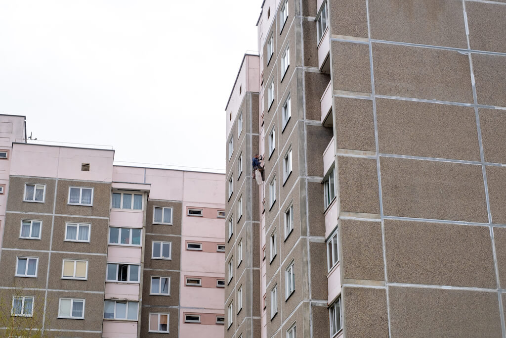 Najem okazjonalny po roku – jak bezpiecznie przedłużyć umowę i uniknąć błędów?
