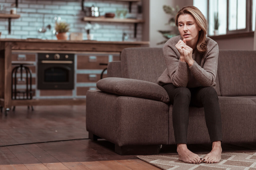 Obowiązki dzieci wobec schorowanego rodzica, służebność mieszkania a rzeczywista opieka