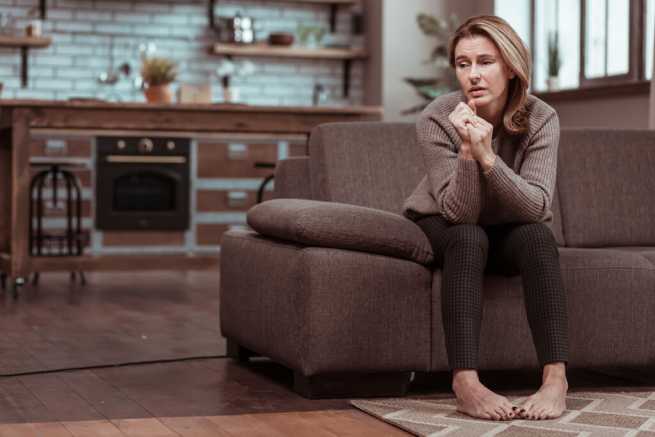 Obowiązki dzieci wobec schorowanego rodzica, służebność mieszkania a rzeczywista opieka