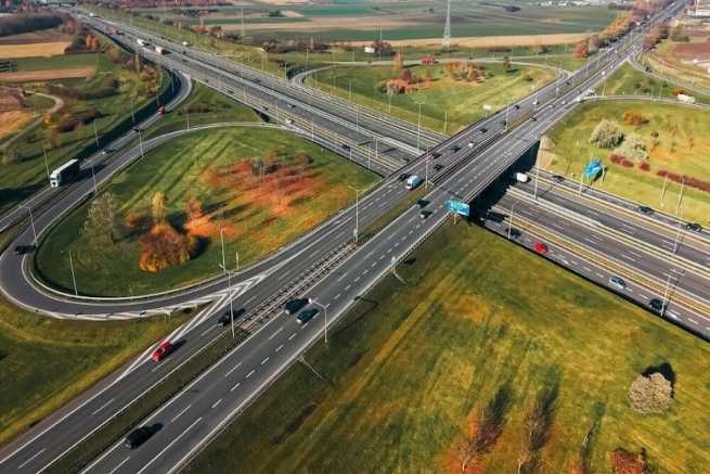Odszkodowanie za wywłaszczenie domu pod drogę – ile wynosi i kiedy trzeba się wyprowadzić?