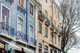 Kiedy właściciel może wypowiedzieć najem oparty na dawnej decyzji kwaterunkowej, co oznacza podpisanie nowej umowy