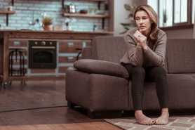 Obowiązki dzieci wobec schorowanego rodzica, służebność mieszkania a rzeczywista opieka